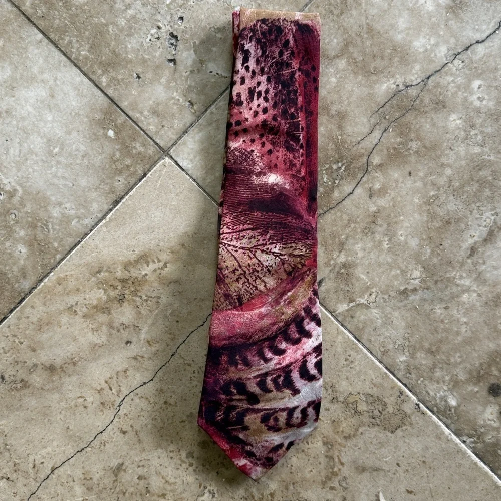 GEOFFREY BEENE men’s vintage tie very good condition